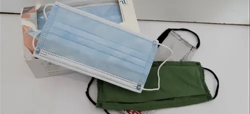 Les masques de la confusion...