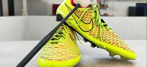 950 euros pour une paire de crampons !