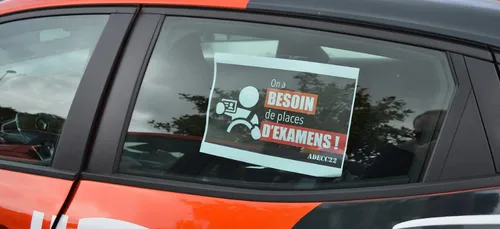 Les auto-écoles demandent des places d'examen