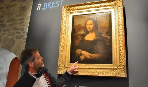 La Joconde exposée au musée de la marine à Brest !