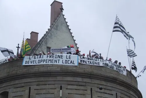 Nantes : Rencontre politique autour de la Bretagne à 5