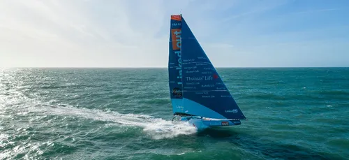 Ruyant nouveau leader, Thomson recule à la 4è place