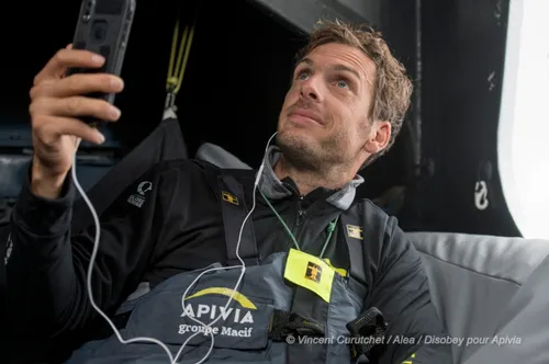 Vendée Globe : Charlie Dalin laisse le leadership