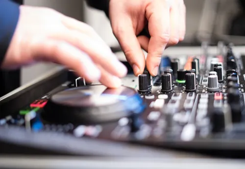 Lieuron : Le jeune teufeur incarcéré nie être l’organisateur