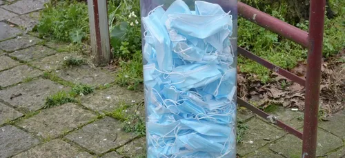 Locminé recycle ses masques usagés en matériel scolaire