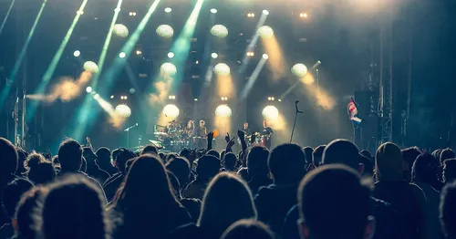 Un concert en plein air en test à Saint-Malo