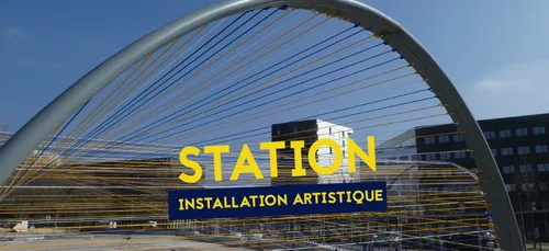 Quels sont ces étonnants fils tendus rue Viviani à Nantes ?