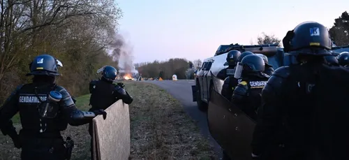La ZAD du Carnet évacuée, le projet suspendu
