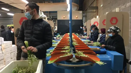 Sécheresse et gel au menu du ministre de l'Agriculture