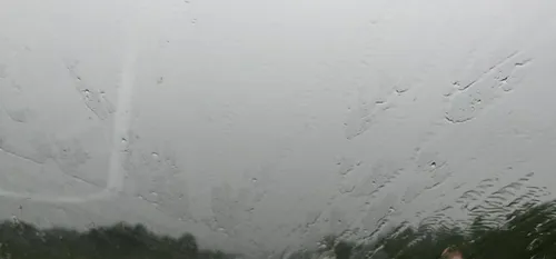 Par temps de pluie, on ralentit : 3 permis confisqu&eacute;s !