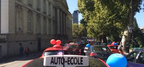 Des voitures-&eacute;coles en location &agrave; Brest 
