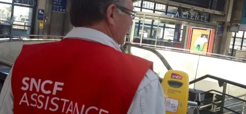 Sensibilisation des voyageurs lig&eacute;riens aux risques en gare