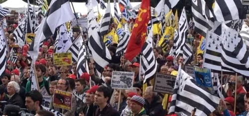 Les militants de la r&eacute;unification de la Bretagne...