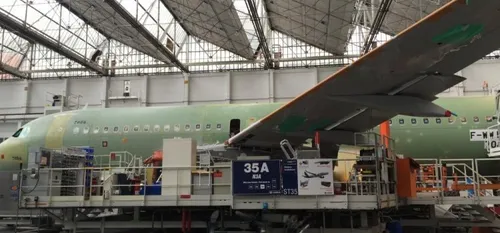 Le d&eacute;brayage des salari&eacute;s d'Airbus hier &agrave; Nantes