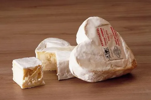 Listéria : Carrefour et Intermarché rappellent des fromages contaminés