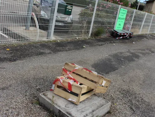 Ardèche : elle défonce un radar "pour éviter un chat"