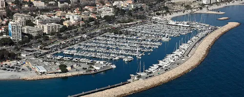 Saint-Laurent-du-Var : tout le monde cherche le plongeur disparu,...
