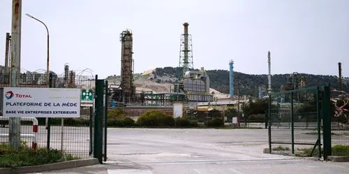 La Mède : les routiers ont levé leur barrage