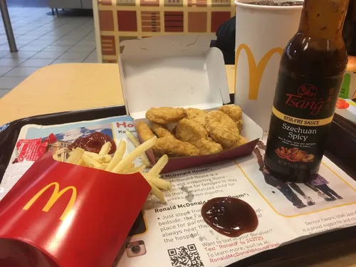 Une sauce pour nuggets crée des émeutes devant les McDo aux USA