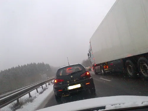 Aix : près de 200 camions ont été bloqués sur l’A7 à cause de la neige