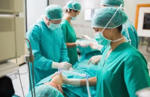 Il change de sexe pour partir cinq ans plus tôt à la retraite