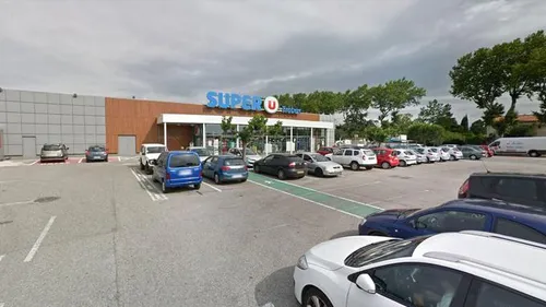 Aude : CRS blessé et prise d'otages dans un supermarché, trois morts