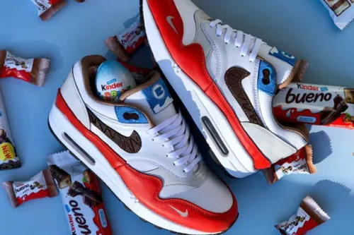 Nike sort des baskets Kinder Bueno !