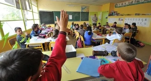 Plus de maths, des dictées : voici ce qui attend vos enfants à la...
