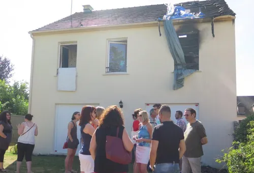 Leur maison cambriolée et incendiée pendant leurs vacances