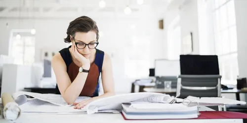 À partir d'aujourd'hui, les Françaises travaillent "gratuitement"