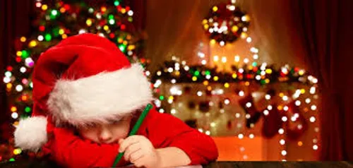 Pas content de ses cadeaux de Noël, un enfant appelle la police