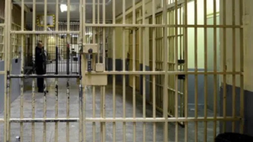 Ivre, le détenu vole une camionnette pour rentrer à l'heure en prison