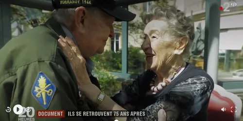 Un vétéran américain et une Française se retrouvent 75 ans après la...