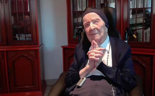 Toulon : à 115 ans, Soeur André devient la doyenne de l'Europe
