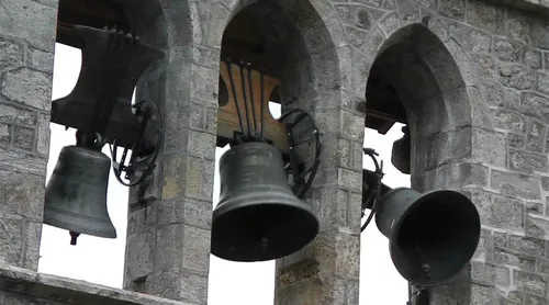 Var : disparitions en série de cloches...