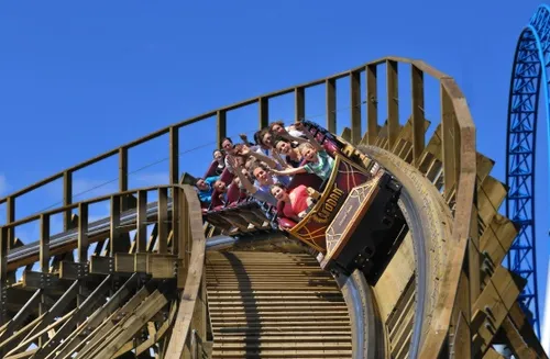 Europa-Park : la chaîne d’une attraction se casse dans une montée