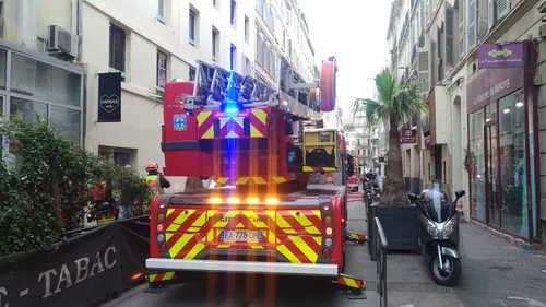 Marseille : un incendie rue Sainte fait 10 blessés dont un grave