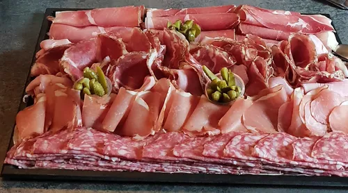 Listeria : rappel de plusieurs lots de charcuterie contaminés