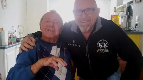 Un Breton retrouve son père et trois demi-sœurs grâce à un test ADN