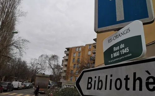 Une ville change ses plaques de rue… et commet quelques erreurs...