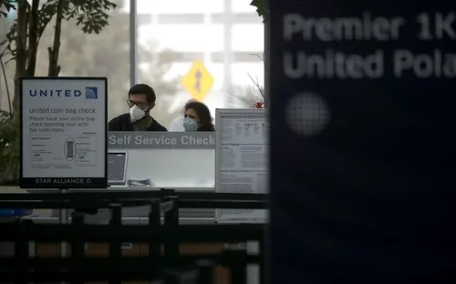 Coronavirus : un passager éternue, des voisins font poser l’avion