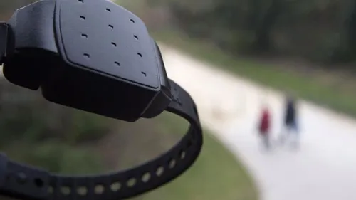 Violences conjugales : les bracelets anti-rapprochement lancés...