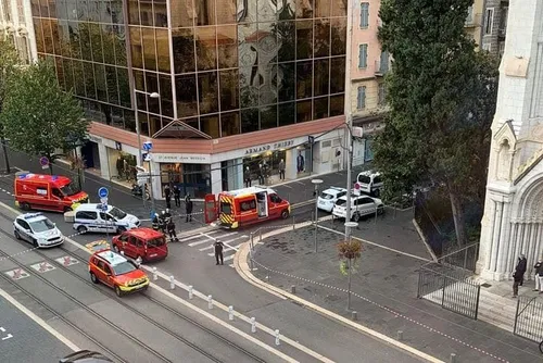 Attaque au couteau à Nice : 3 morts et plusieurs blessés