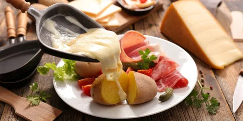 La crainte d’une rupture de stock de fromage à raclette plane sur...