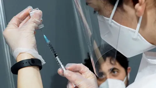 Covid-19 : c'est officiel, les pharmaciens, infirmiers et...