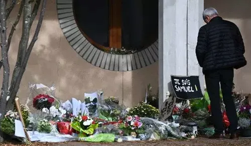 Assassinat de Samuel Paty : la collégienne qui l’avait accusé a...
