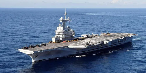 Toulon : Castex dormira à bord du Charles De-Gaulle ce vendredi soir