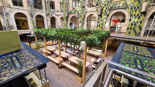 Marseille : la Place des Canailles a ouvert et c'est canon !