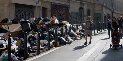 Marseille : les appels à la grève des poubelles se multiplient
