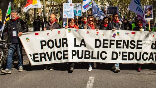 Grève des enseignants : 75 % des professeurs suivront le mouvement...